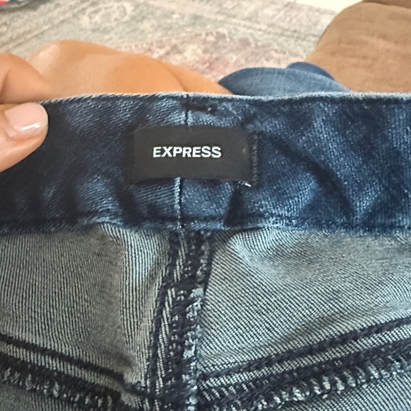 Express 70's Flare Midrise Flexx Hyper Stretch with Raw Hem in Dark Wash Small L - Picture 8 of 10